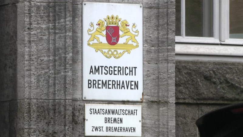 Ein Schild des Amtsgerichts Bremerhaven.