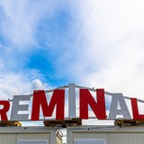 Ein Schriftzug aus großen Buchstaben zeigt "Breminale".