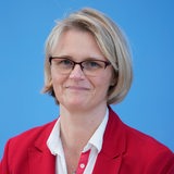 Bundesministerin für Bildung und Forschung, Anja Karliczek, bei einer Bundespressekonferenz