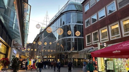 Ehemaliges Karstadt-Sport-Gebäude in der Innenstadt.