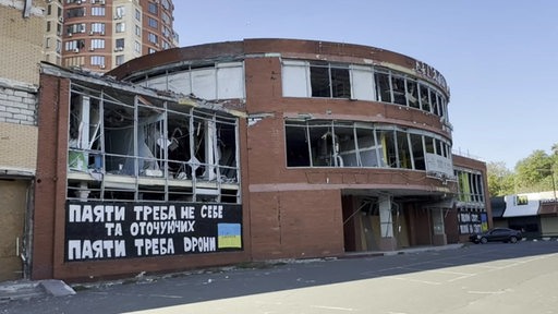 Ein zerbombtes Gebäude in der Ukrainischen Stadt Odessa.