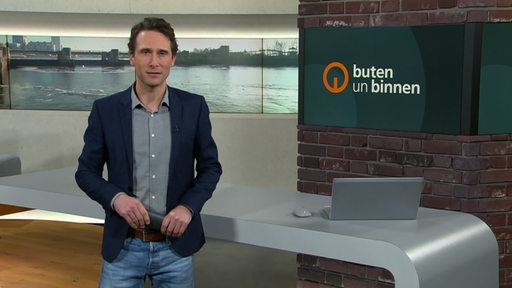 Janos Kereszti im Studio von buten un binnen