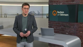 Felix Krömer im Studio von buten un binnen.