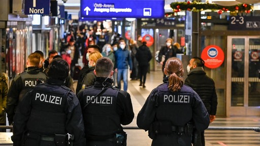 Bundespolizei kontrolliert im Hauptbahnhof Bremen