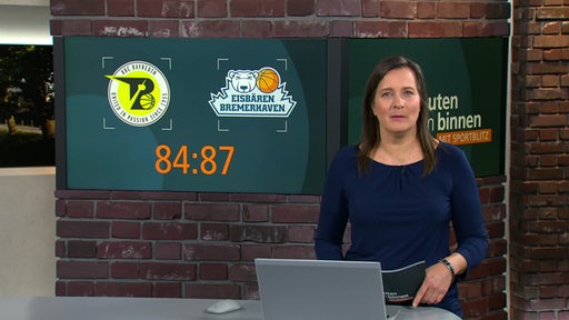 Sportblitz-Moderatorin Pascale Ciesla im Studio.