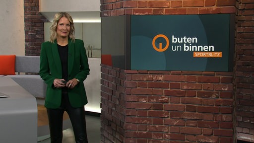 Moderatorin Janna Betten im Sportblitz Studio. 