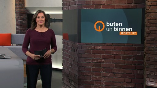 Die Sportblitz Moderatorin Pascale Ciesla im Studio von buten un binnen