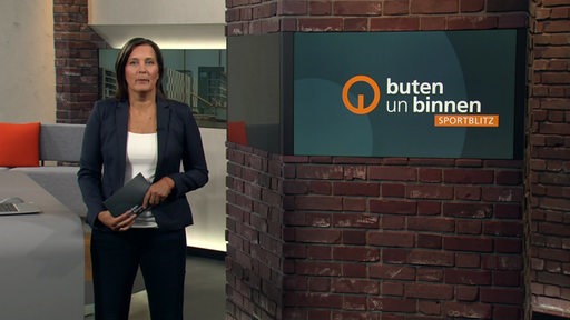 Die Sportblitz Moderatorin Pascale Ciesla im Studio von buten un binnen.