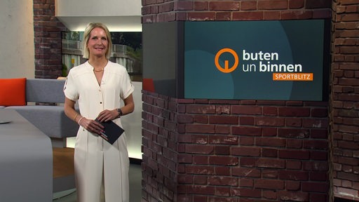Moderatorin Janna Betten im Sportblitzstudio