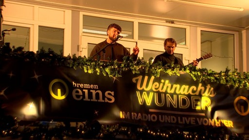 Musiker, die beim "Weihnachtswunder" performen